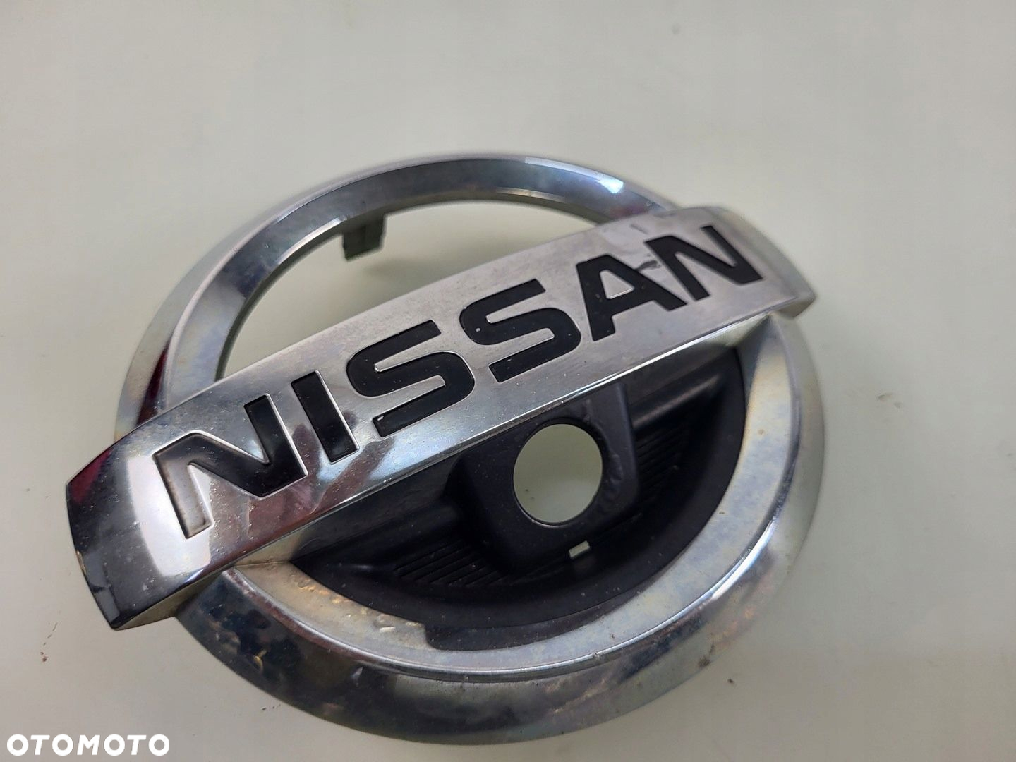 NISSAN X-TRAIL T32 LOGO EMBLEMAT ZNACZEK POD KAMERĘ KAMERA KOMPLET - 7