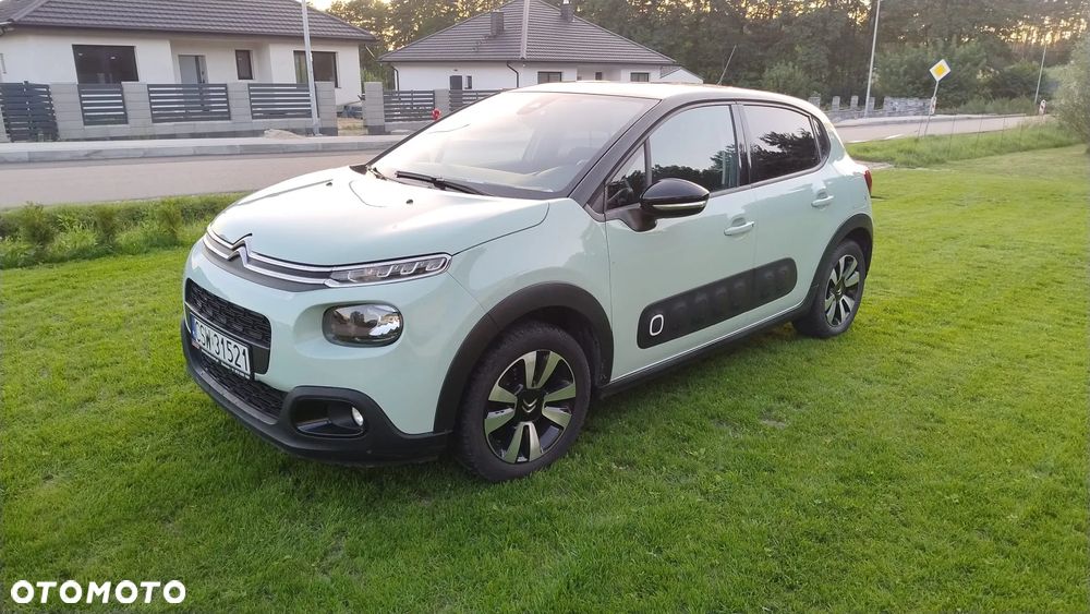 Citroën C3 1.2 PureTech Shine - 3