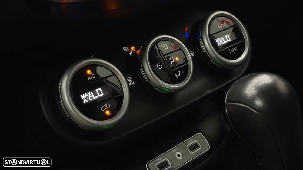 Fiat 500X 1.6 MJ City Cross DCT - 18