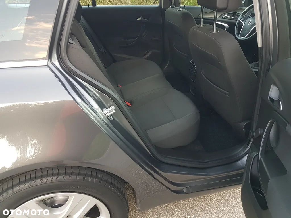 Opel Insignia 1.8 Cosmo - 35