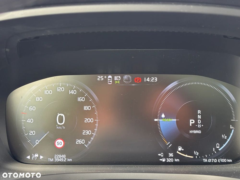 Volvo V60 T6 AWD Plug-In Hybrid Inscription - 28
