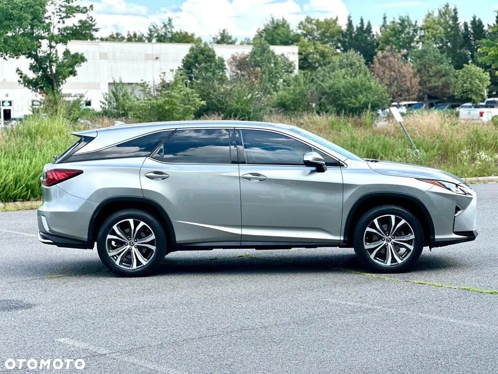 Lexus RX - 8