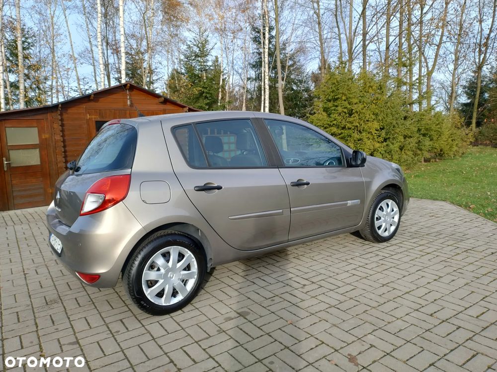 Renault Clio 1.2 16V Dynamique - 14
