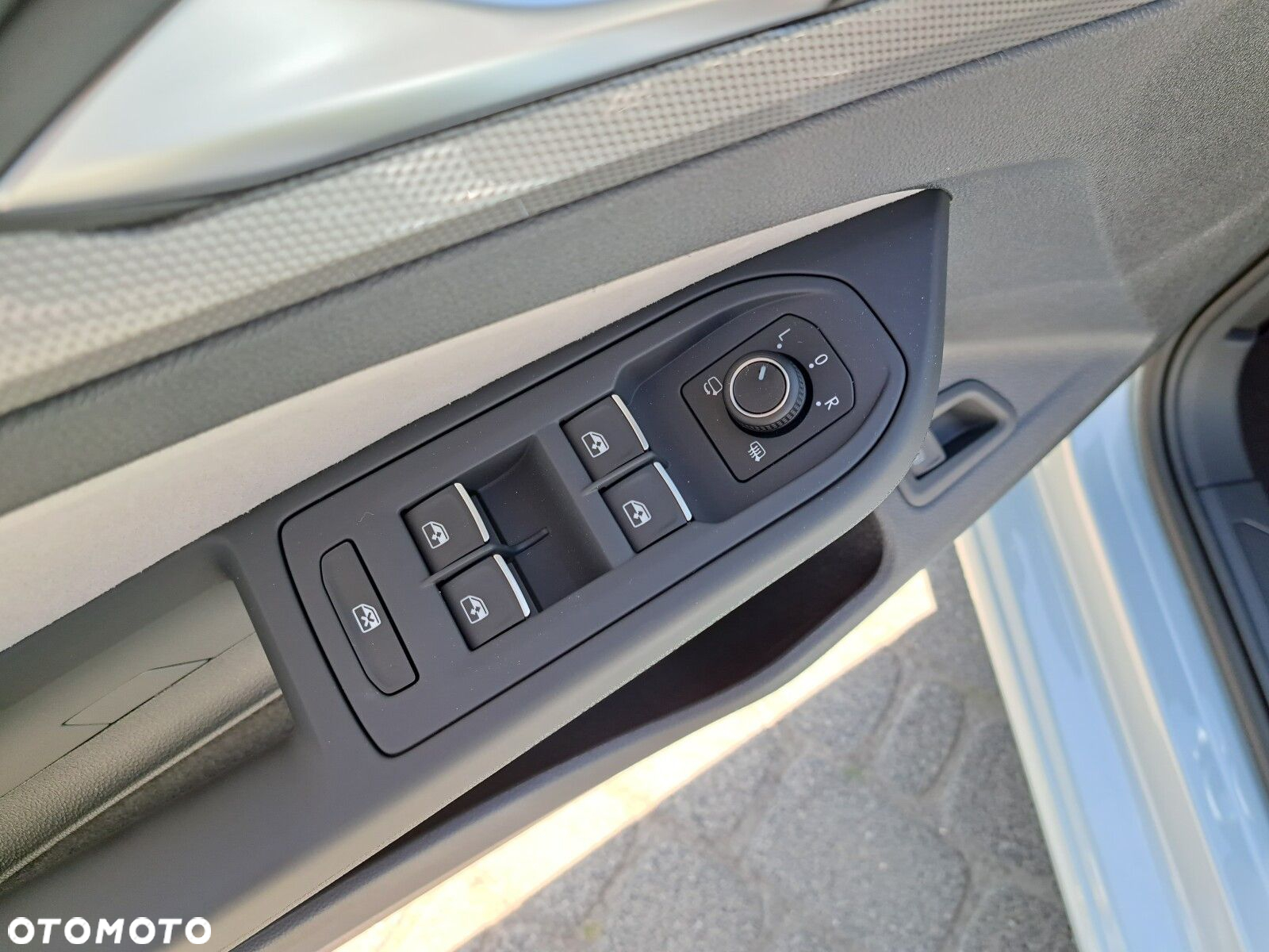 Volkswagen Golf - 12