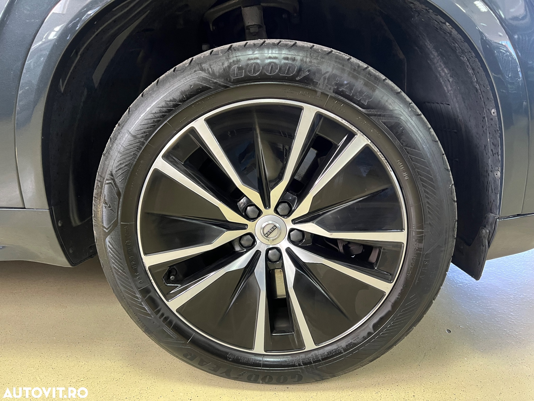 Volvo XC 90 T8 AWD Recharge Geartronic Inscription Edition - 8