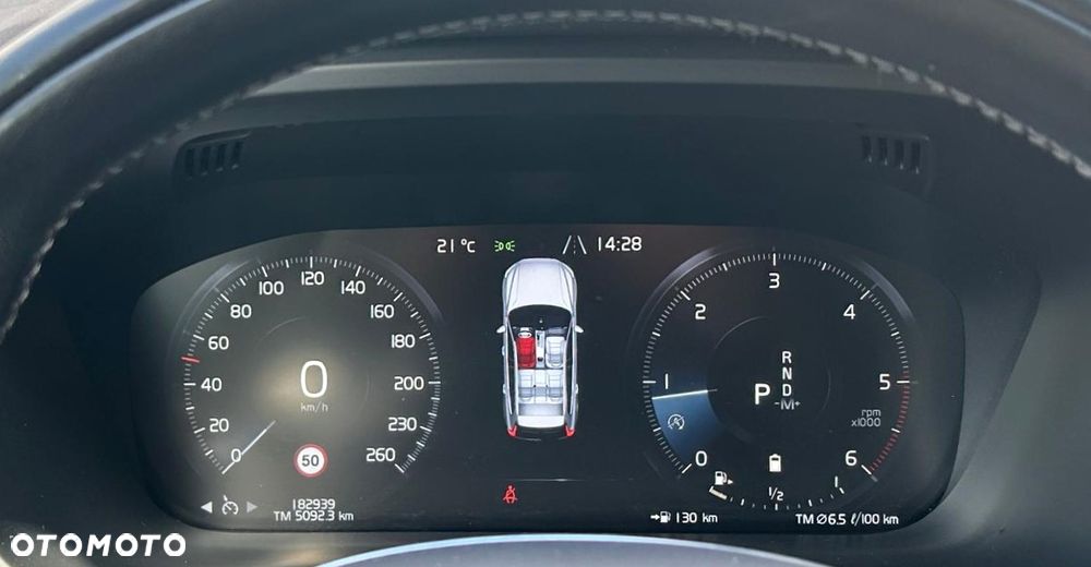 Volvo XC 60 B4 D Momentum Pro - 12