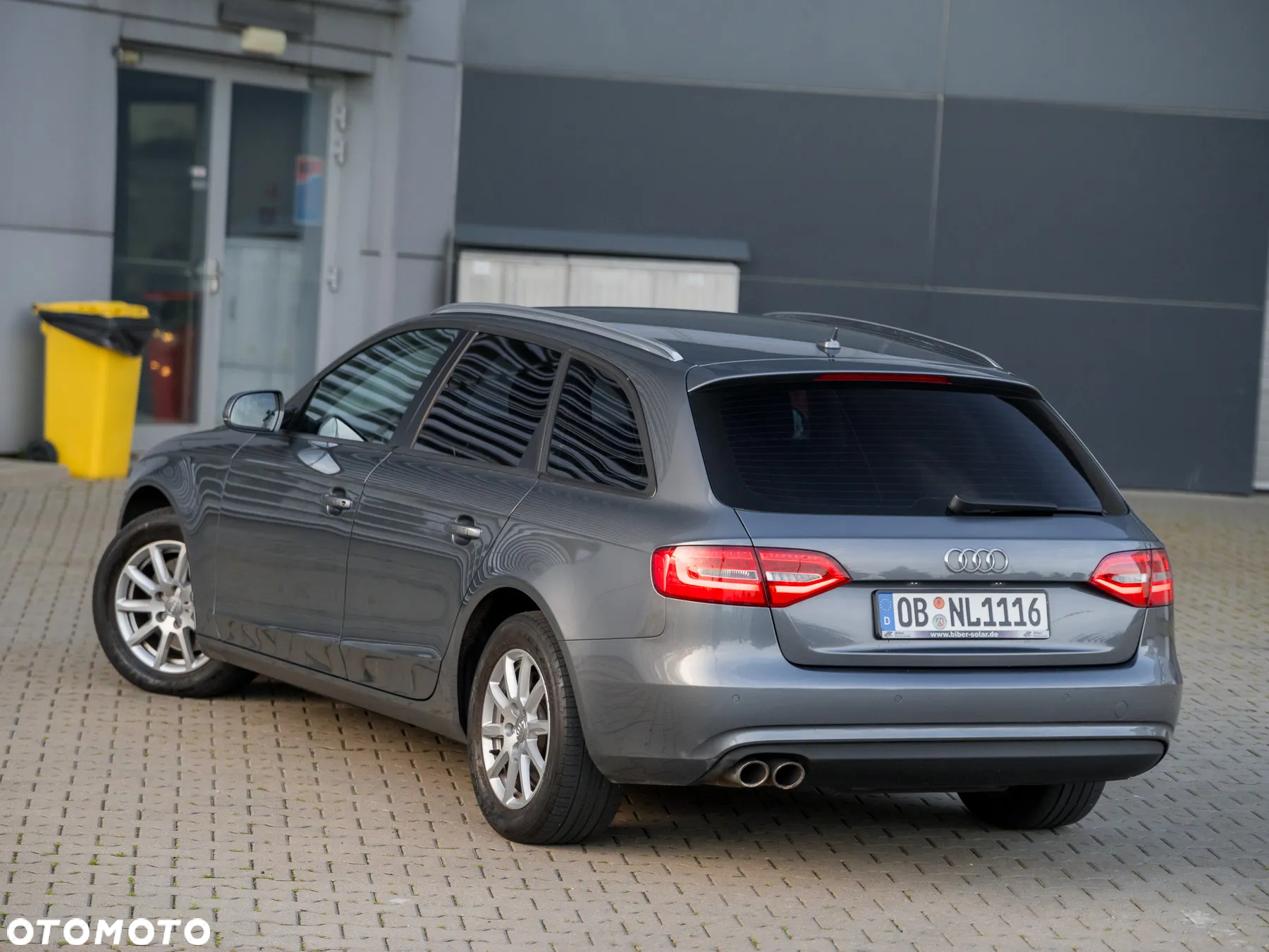 Audi A4 2.0 TDI DPF multitronic Ambition - 9