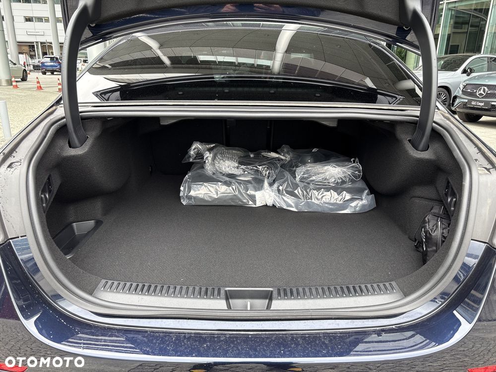 Mercedes-Benz Klasa E 300 de PHEV 4-Matic AMG 9G-Tronic - 10
