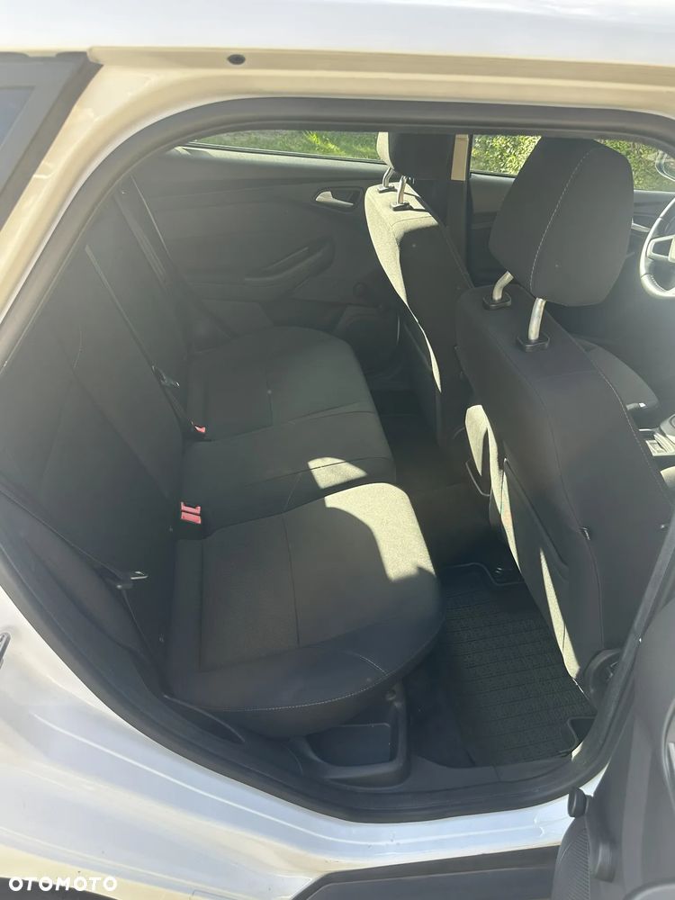 Ford Focus 1.6 TDCi Edition - 17