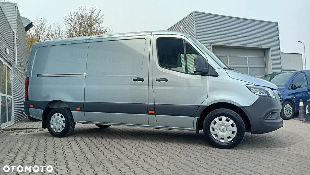 Mercedes-Benz Sprinter Furgon L2H1 317 cdi - 5