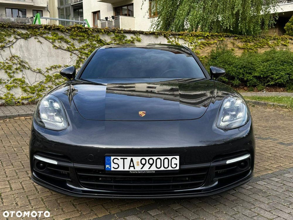 Porsche Panamera 4S Executive - 12