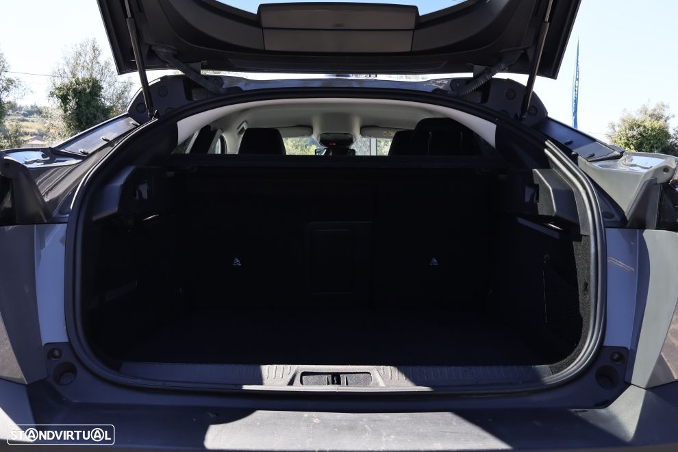 Peugeot 408 1.6 Hybrid Allure e-EAT8 - 21