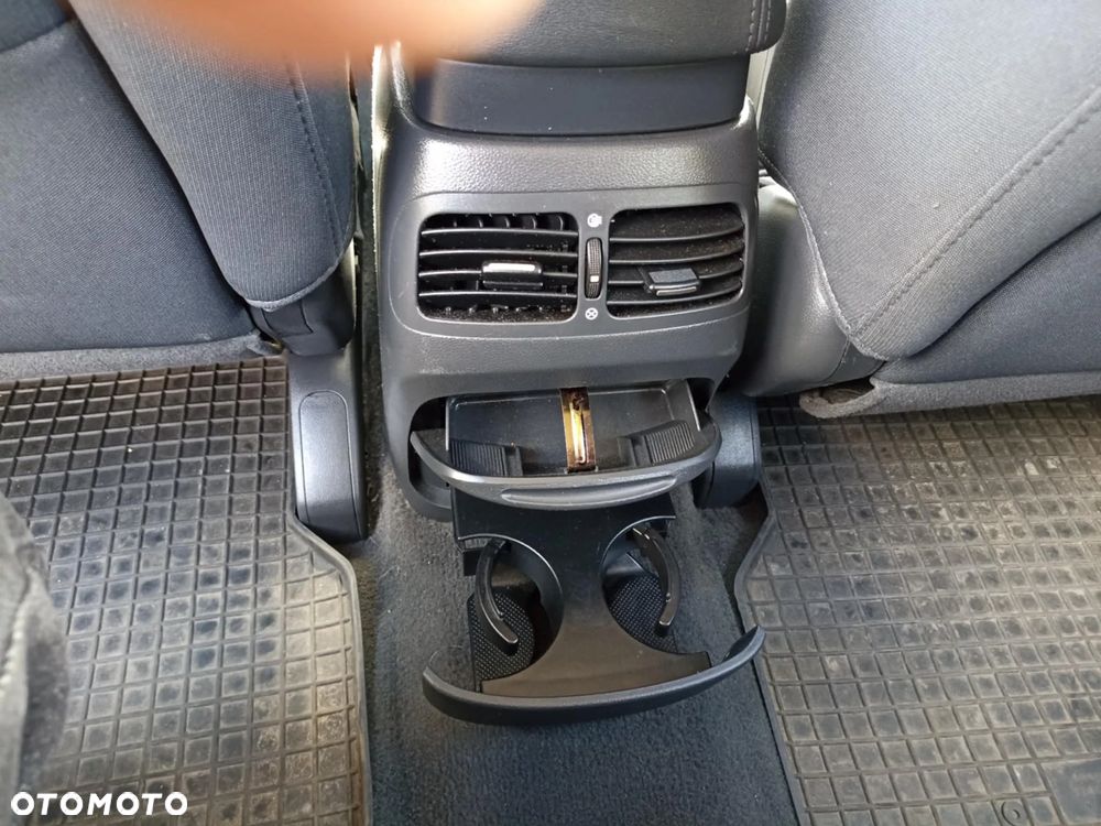 Kia Carens 2.0 CRDi Freedom - 16