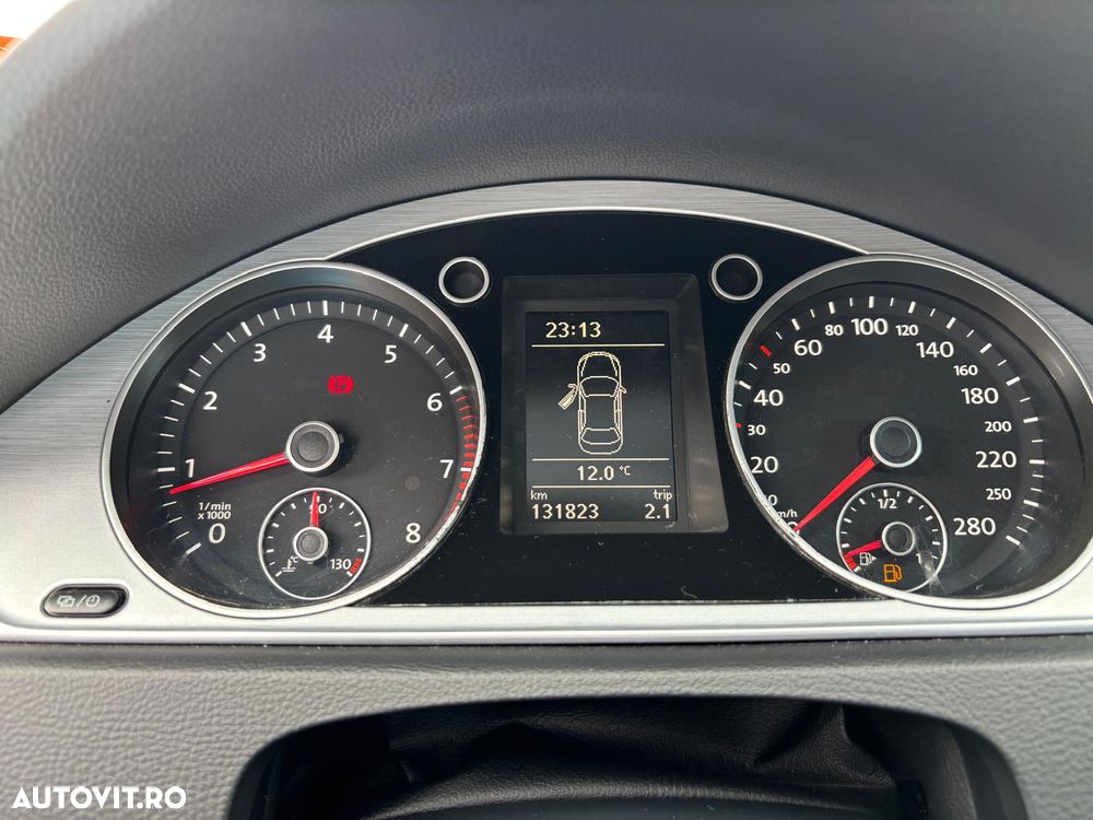 Volkswagen Passat CC - 11