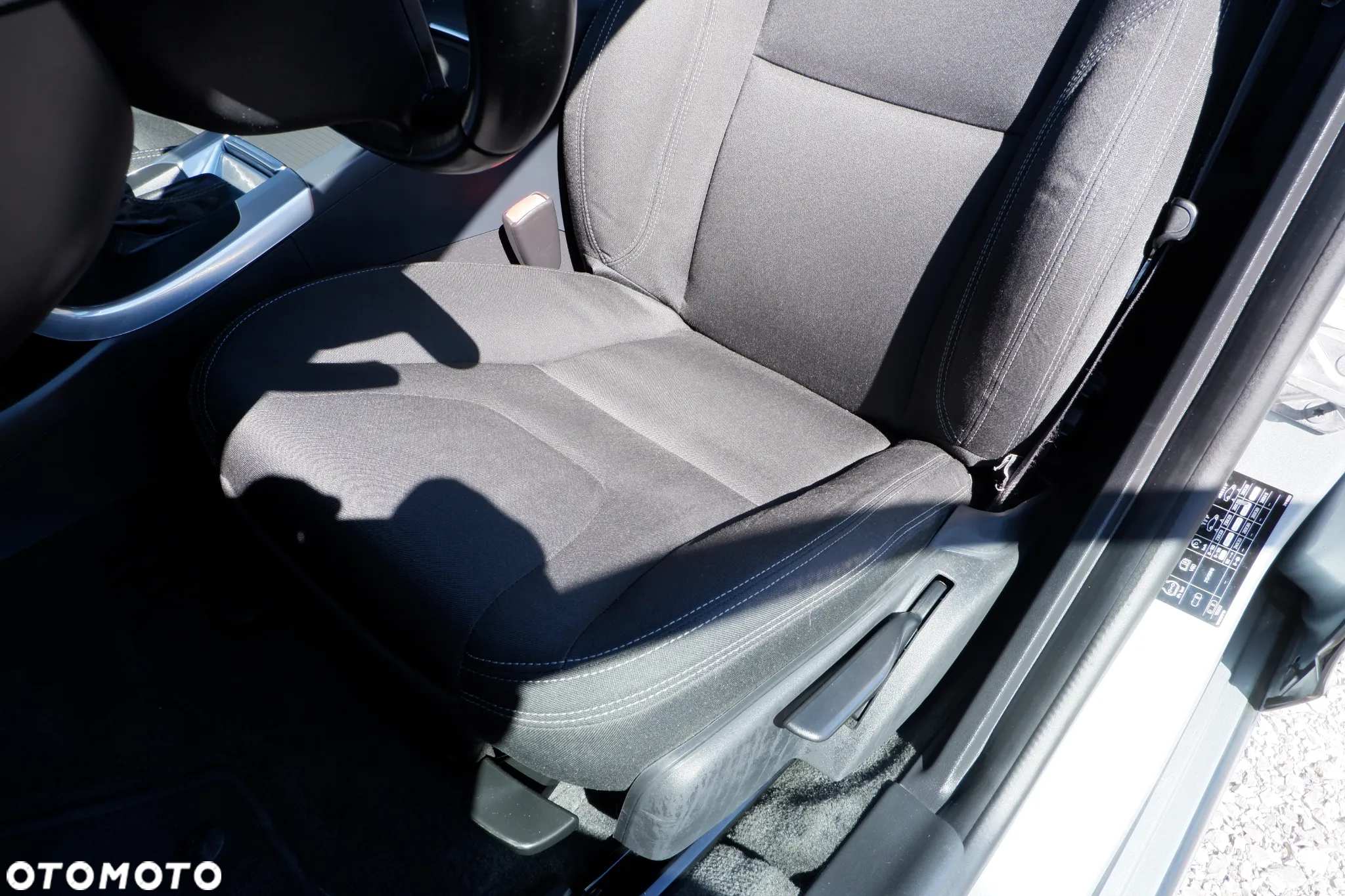 Volvo V60 D3 Geartronic Kinetic - 29