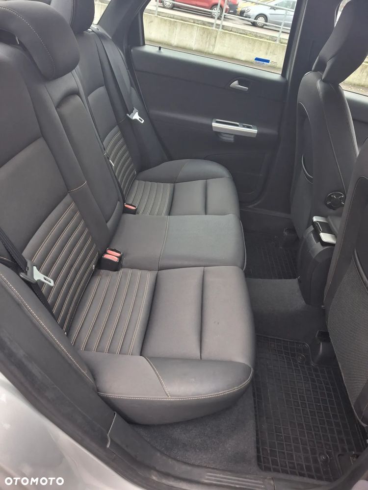 Volvo S40 2.0D Momentum - 15