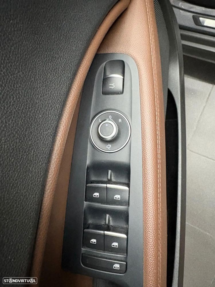 Alfa Romeo Stelvio - 17