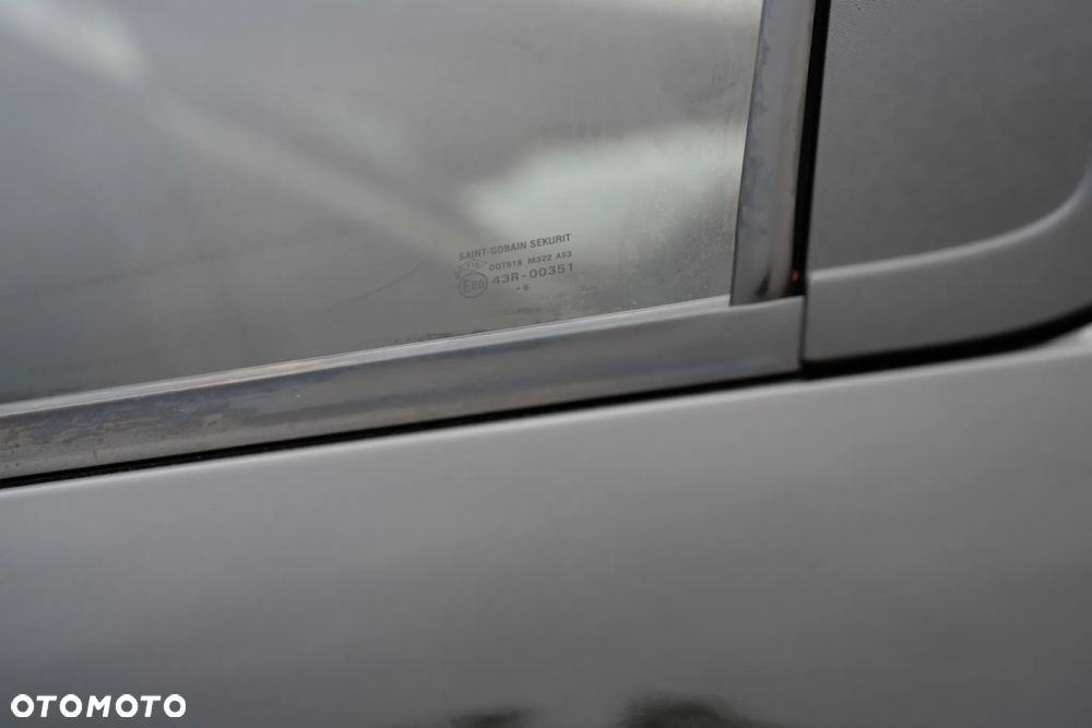 Dacia Duster 1.6 SCe S&S - 23
