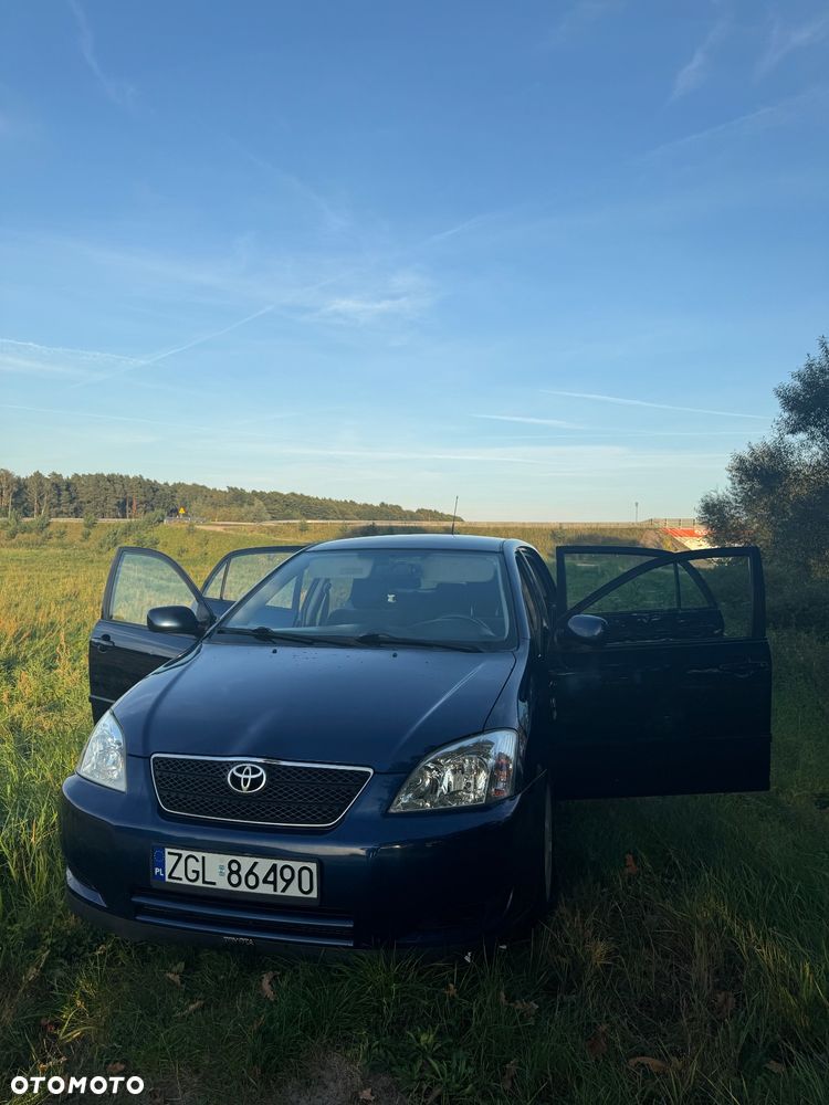 Toyota Corolla - 3