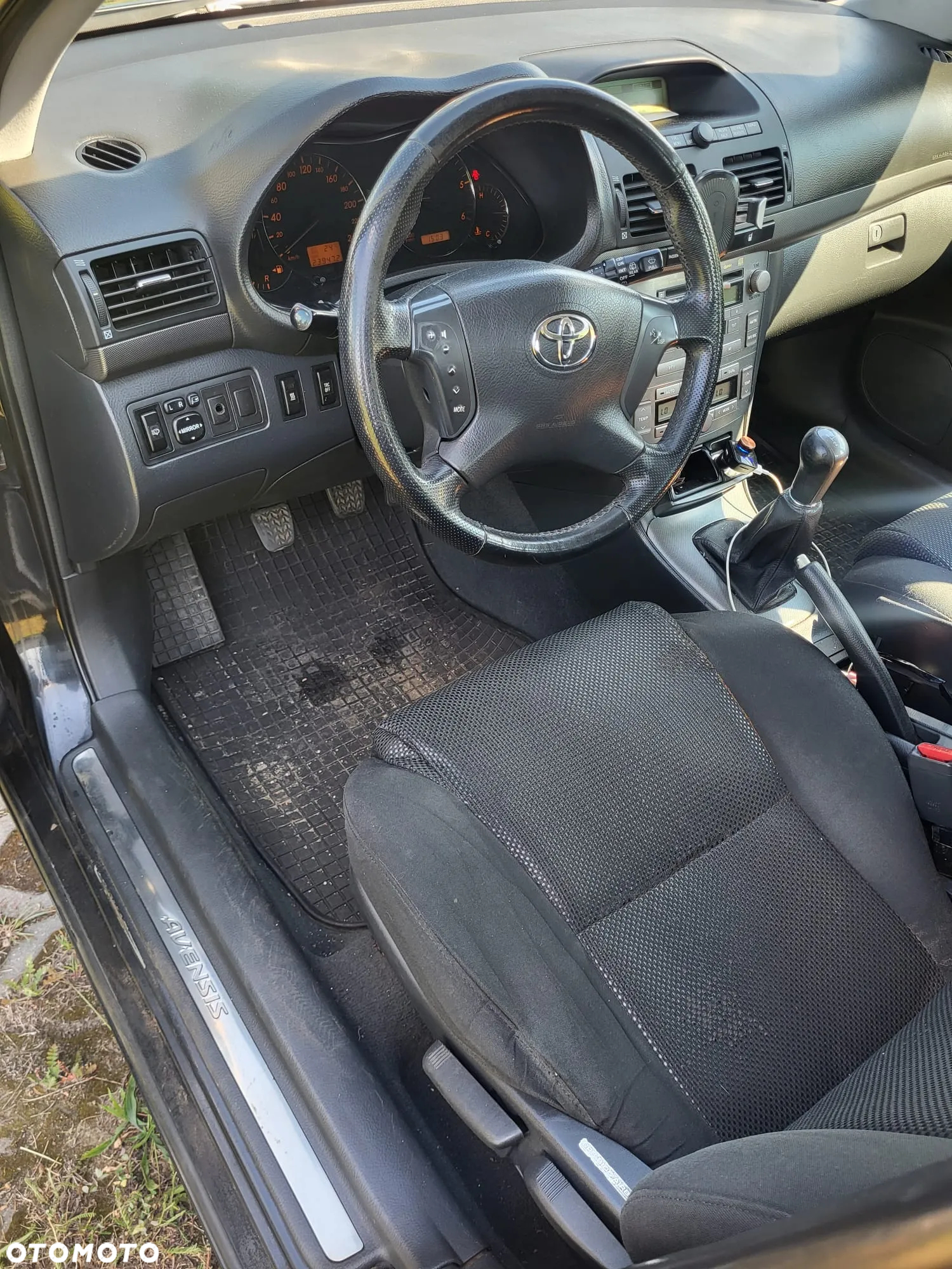 Toyota Avensis 2.0 D-4D - 8