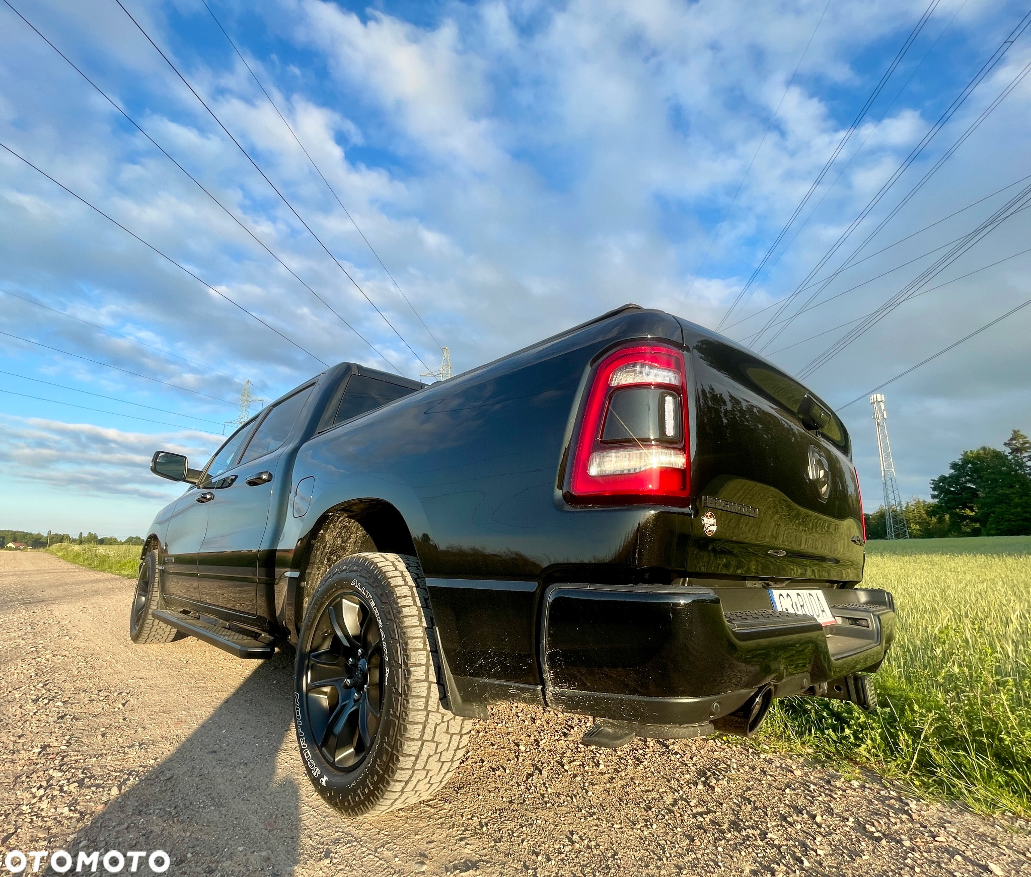 RAM 1500 Crew Cab Shortbed Bighorn - 4