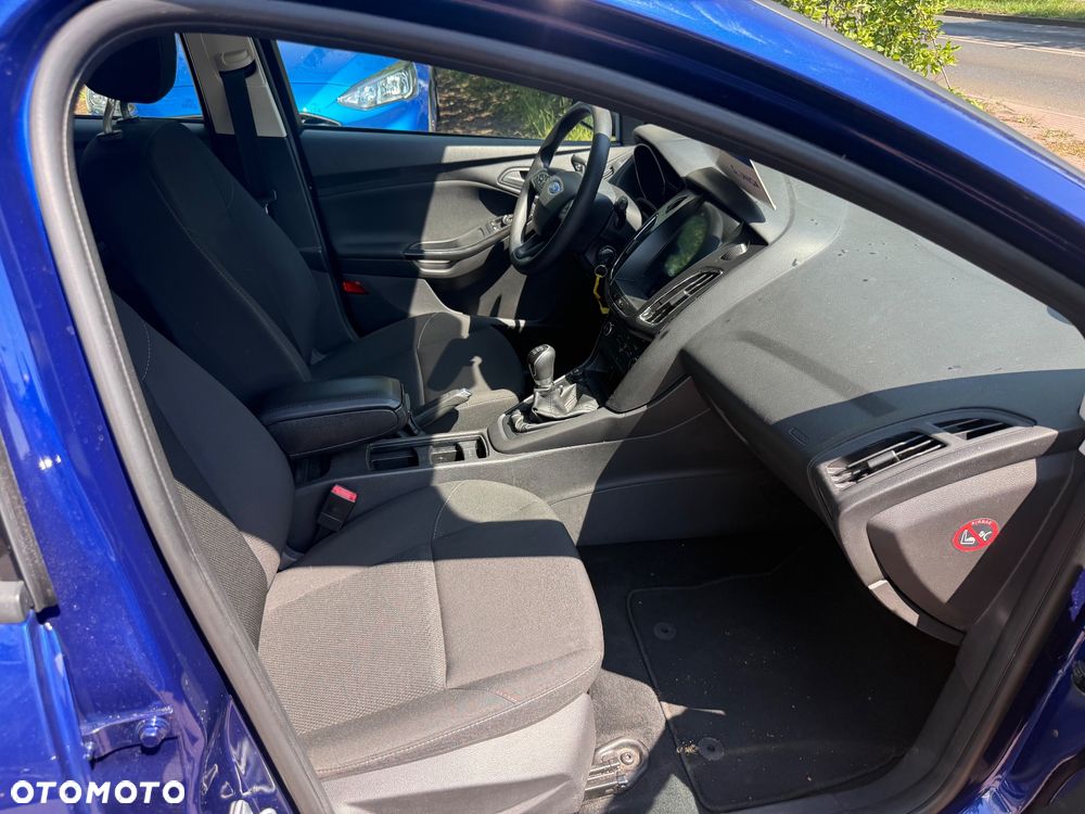 Ford Focus - 14