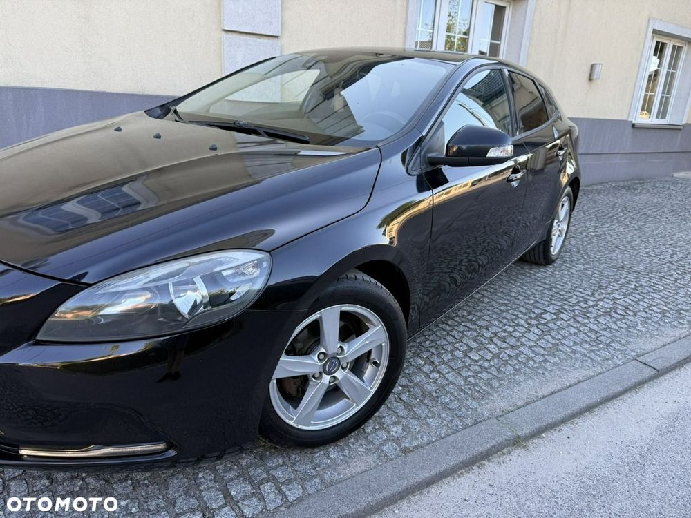 Volvo V40 - 2