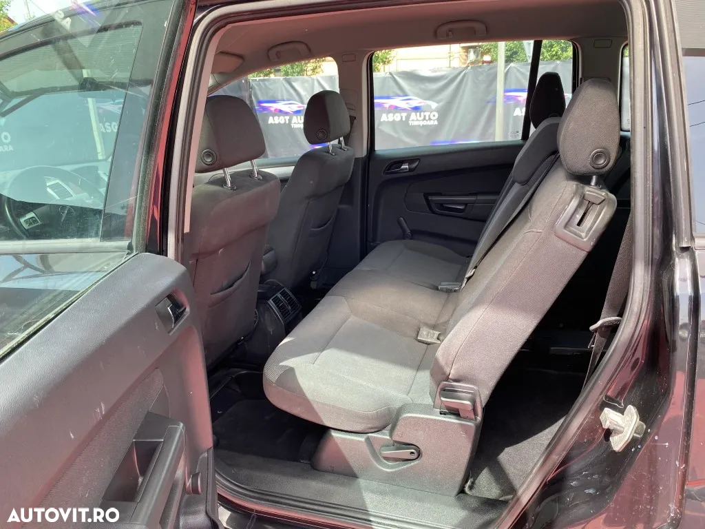 Opel Zafira - 13