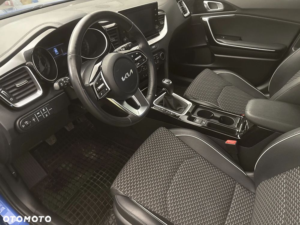 Kia Ceed 1.5 T-GDI L - 10