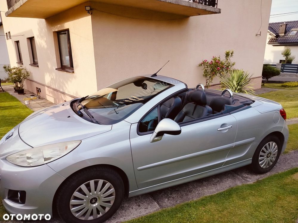Peugeot 207 CC - 6