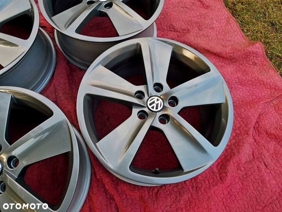 ALUFELGI 17' VW GOLF VI VII Touran TIGUAN Sharan PASSAT - ET51 - 5x112 - 2