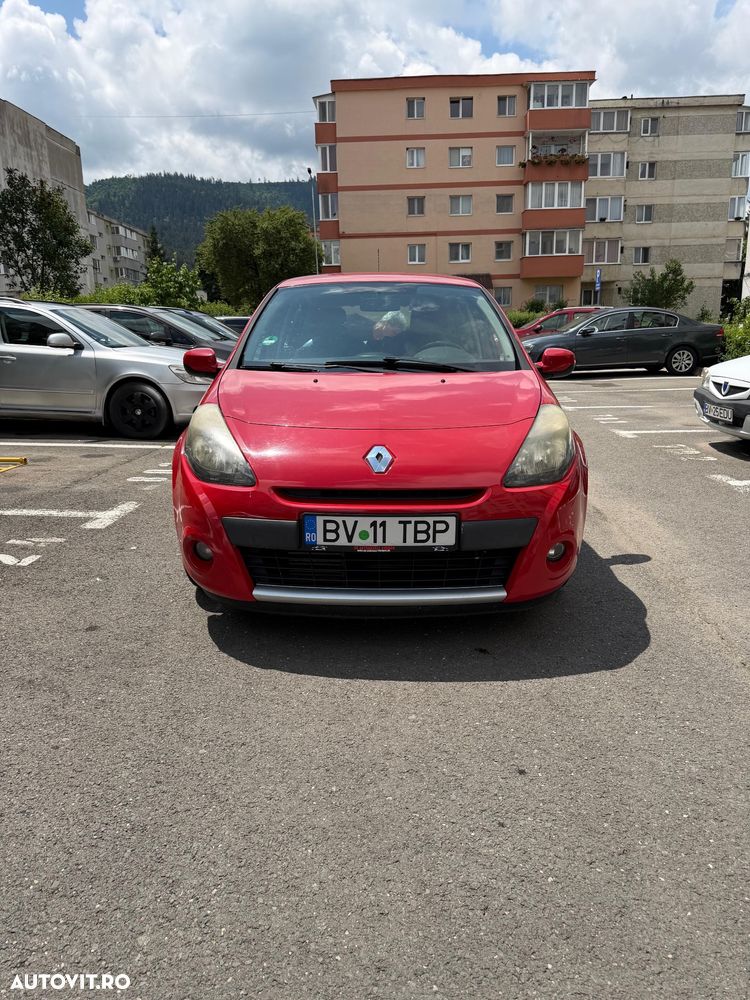 Renault Clio - 2