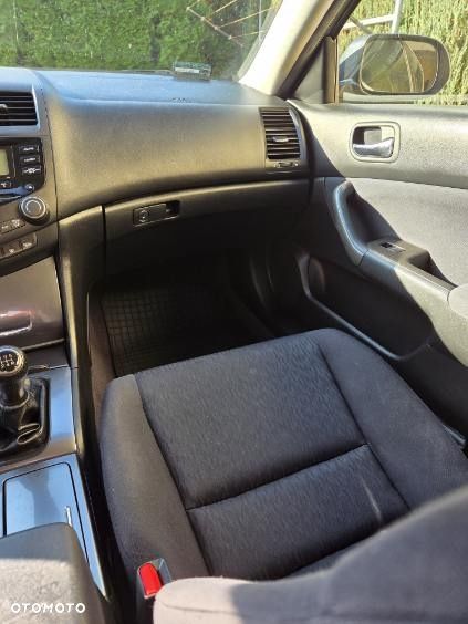 Honda Accord - 4