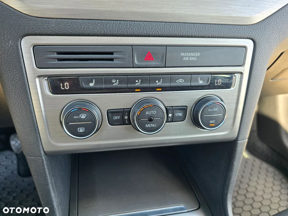 Volkswagen Golf Sportsvan - 29