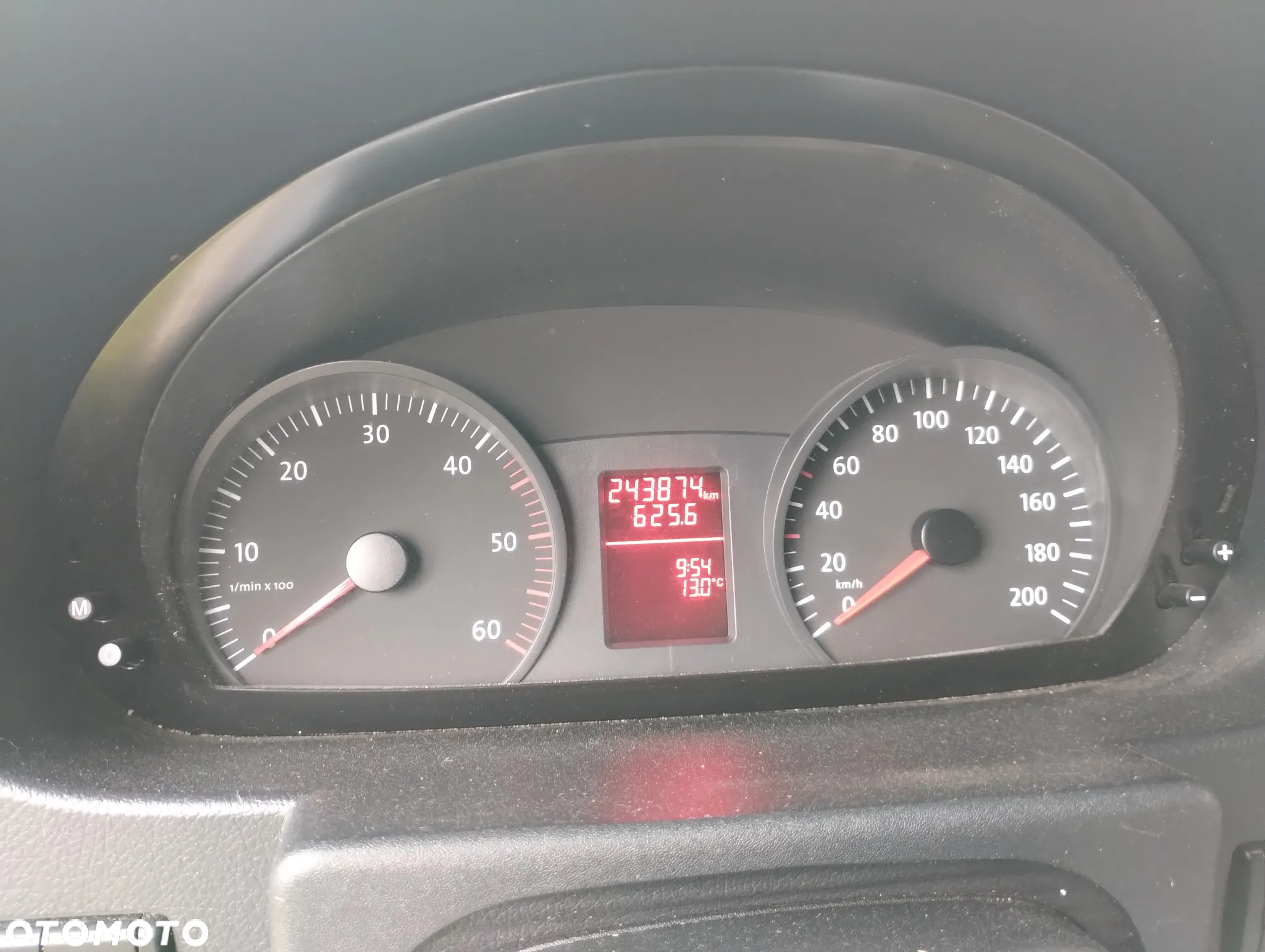 Volkswagen CRAFTER - 17