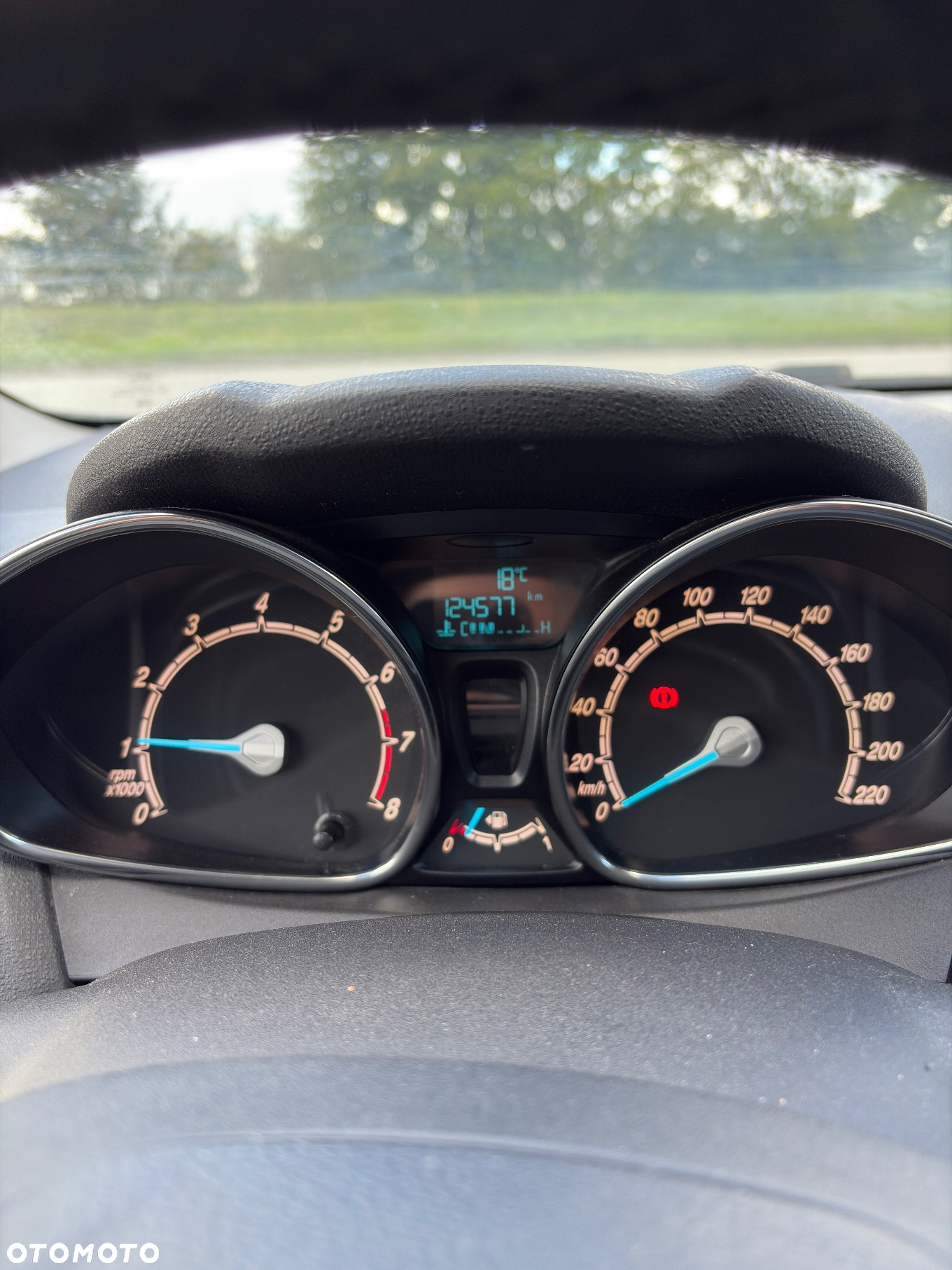 Ford Fiesta - 12