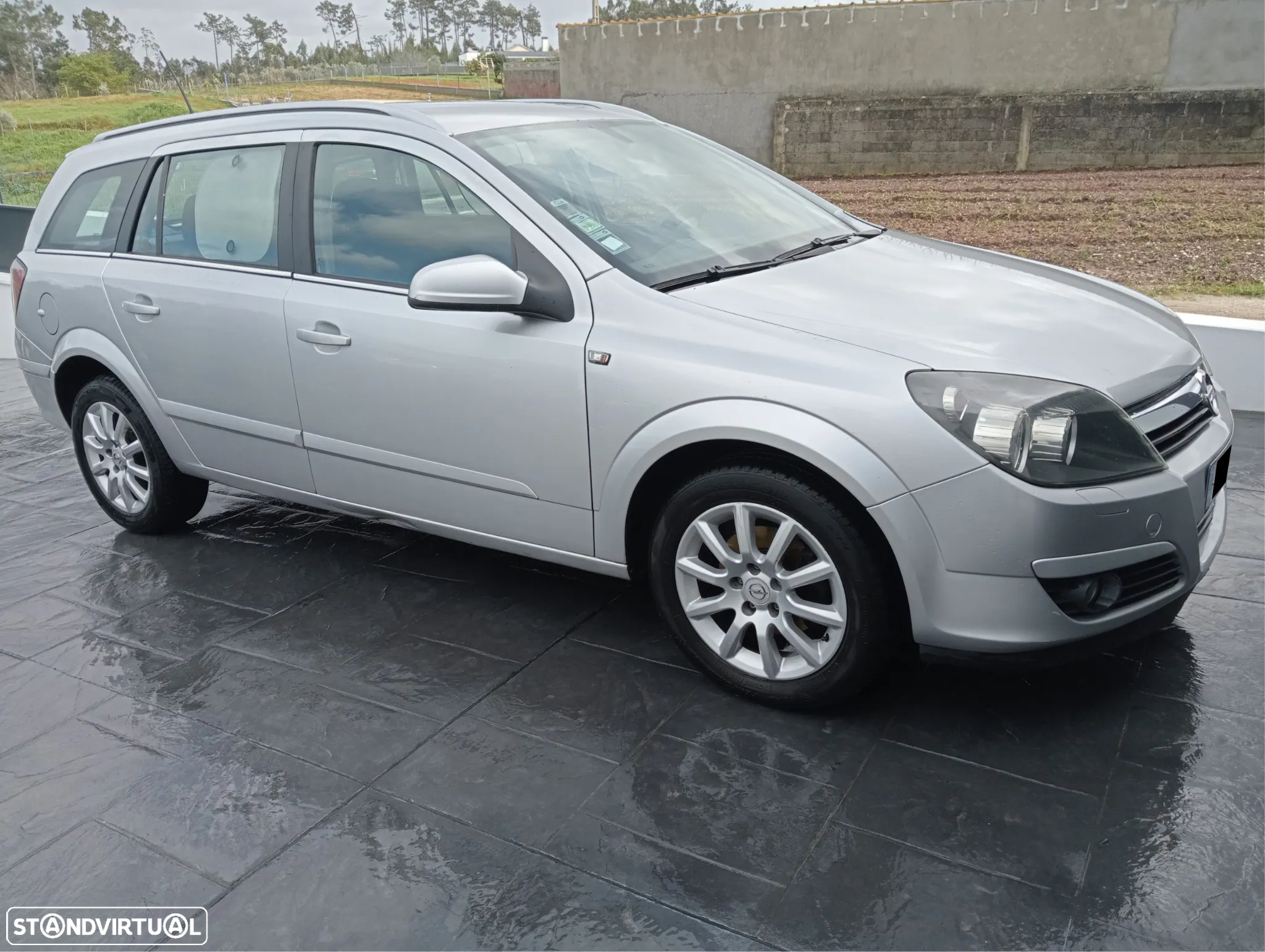 Opel Astra Caravan - 2