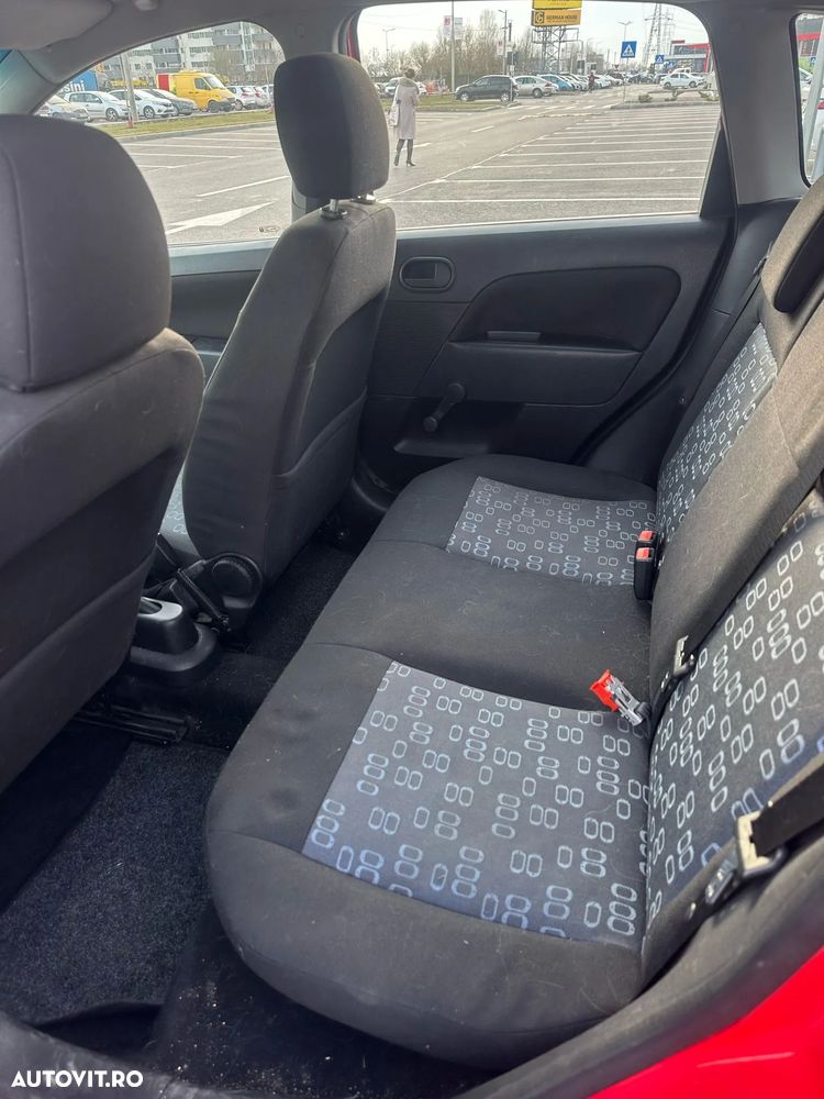 Ford Fiesta 1.3i Ambiente - 6