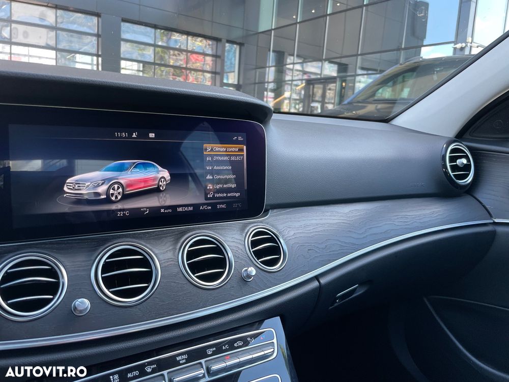 Mercedes-Benz E 220 d Aut. - 9