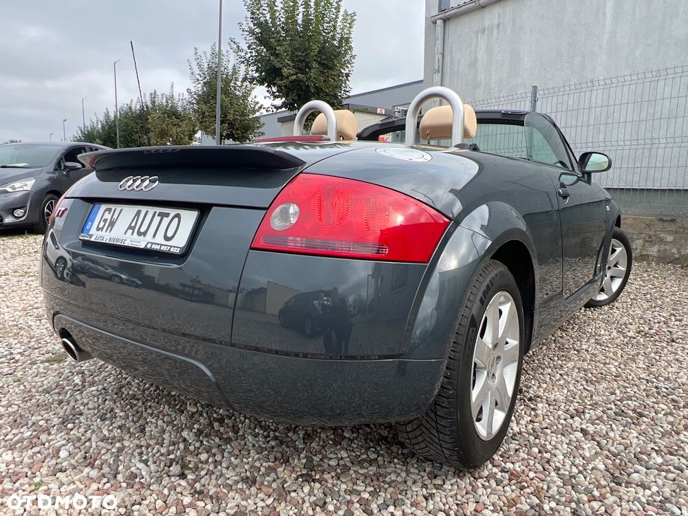 Audi TT Roadster 1.8 T - 11