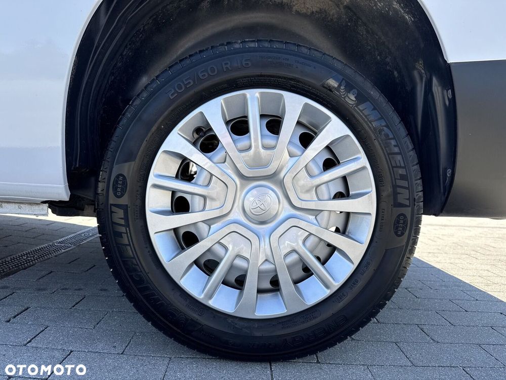 Toyota PROACE CITY - 13