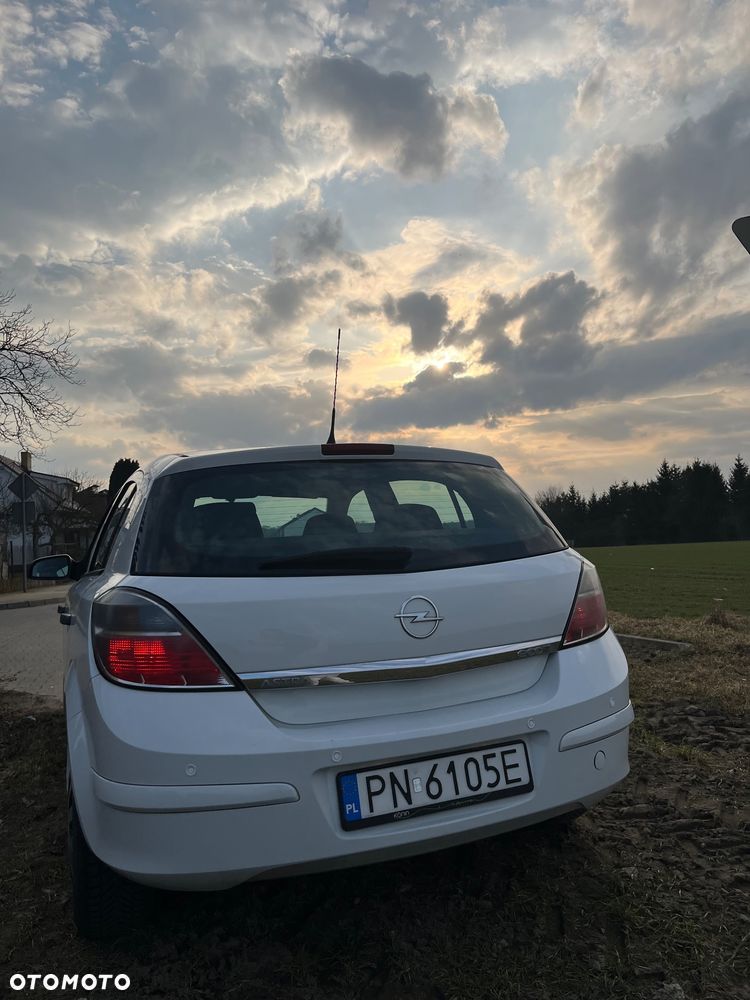 Opel Astra - 4