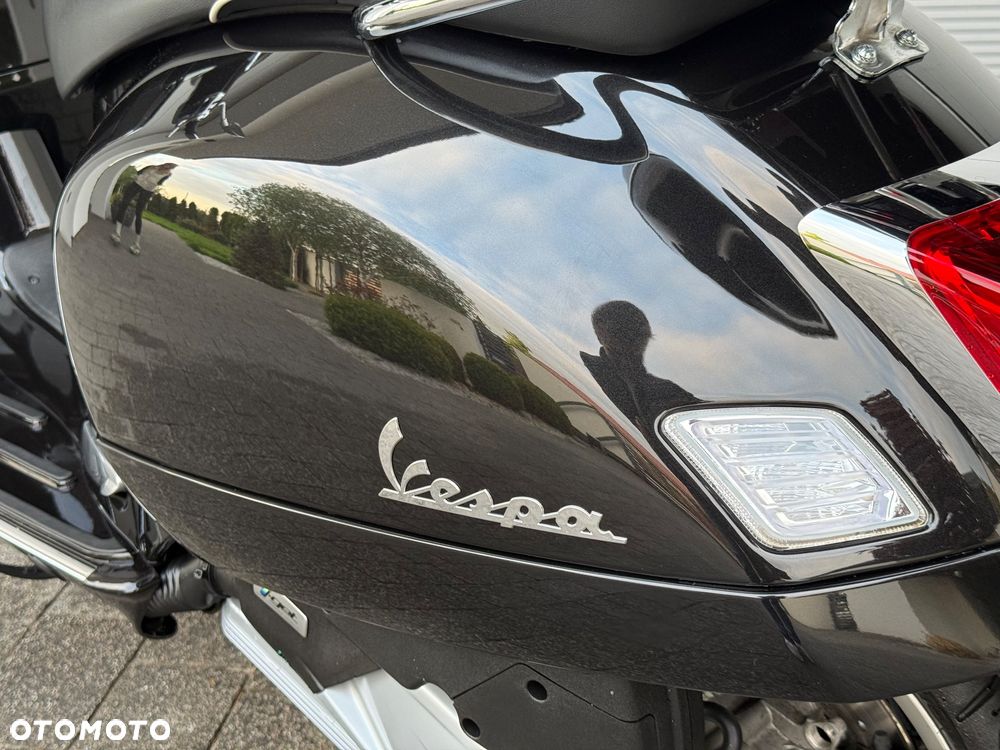 Vespa GTS - 21