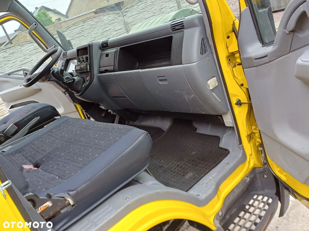 Mitsubishi CANTER FUSO 7C18D - 10