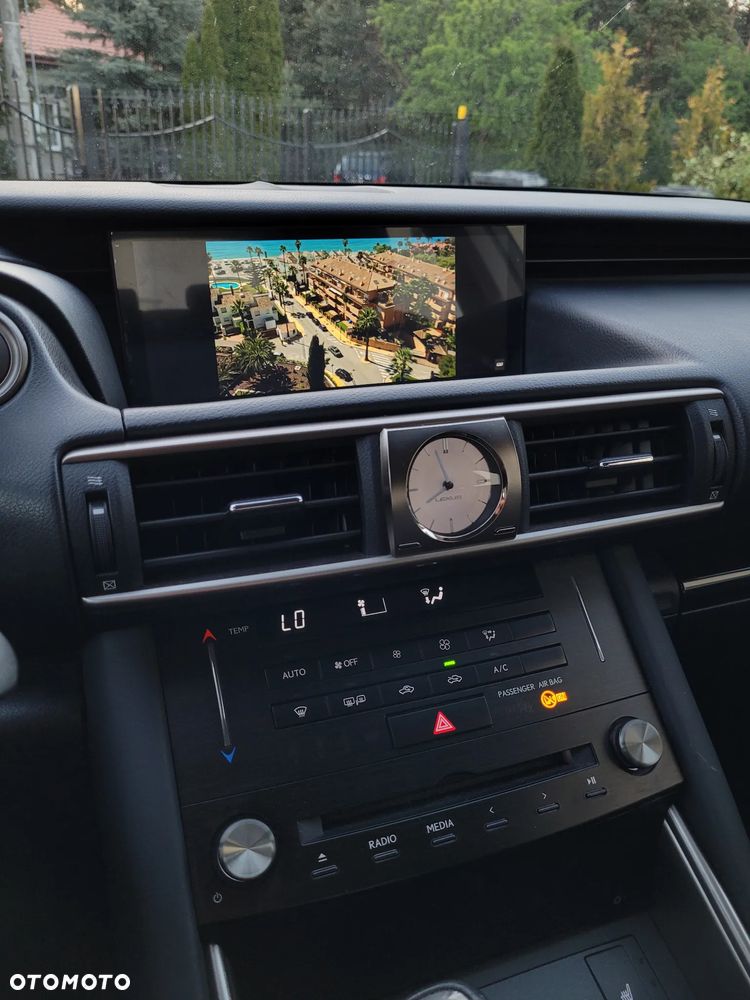 Lexus IS 200t / 300 Black - 27