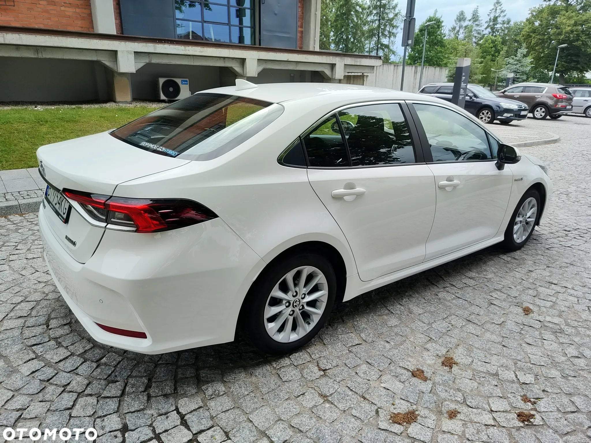 Toyota Corolla 1.8 Hybrid Comfort - 9