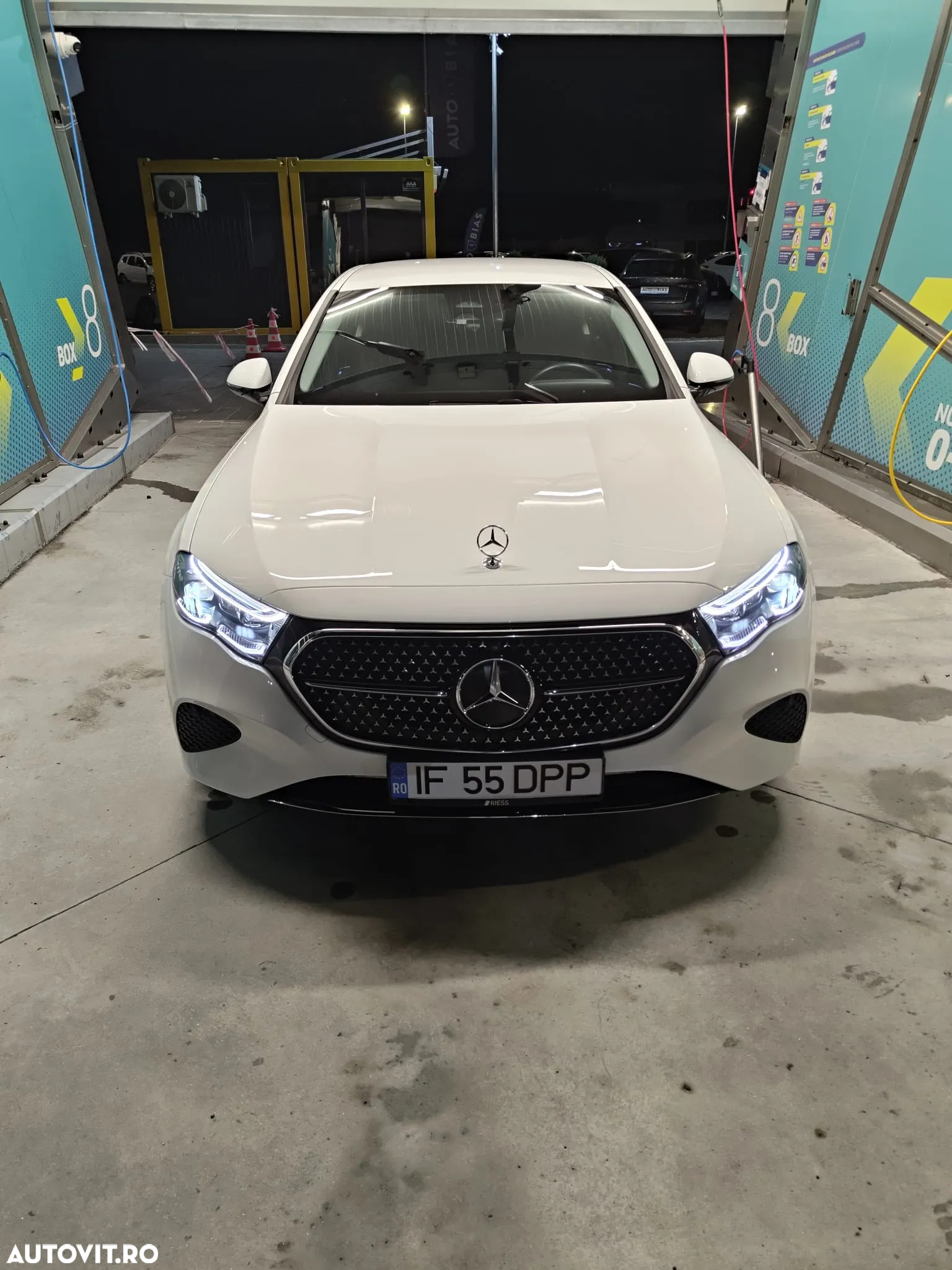 Mercedes-Benz E 200 T 9G-TRONIC Edition AVANTGARDE - 25