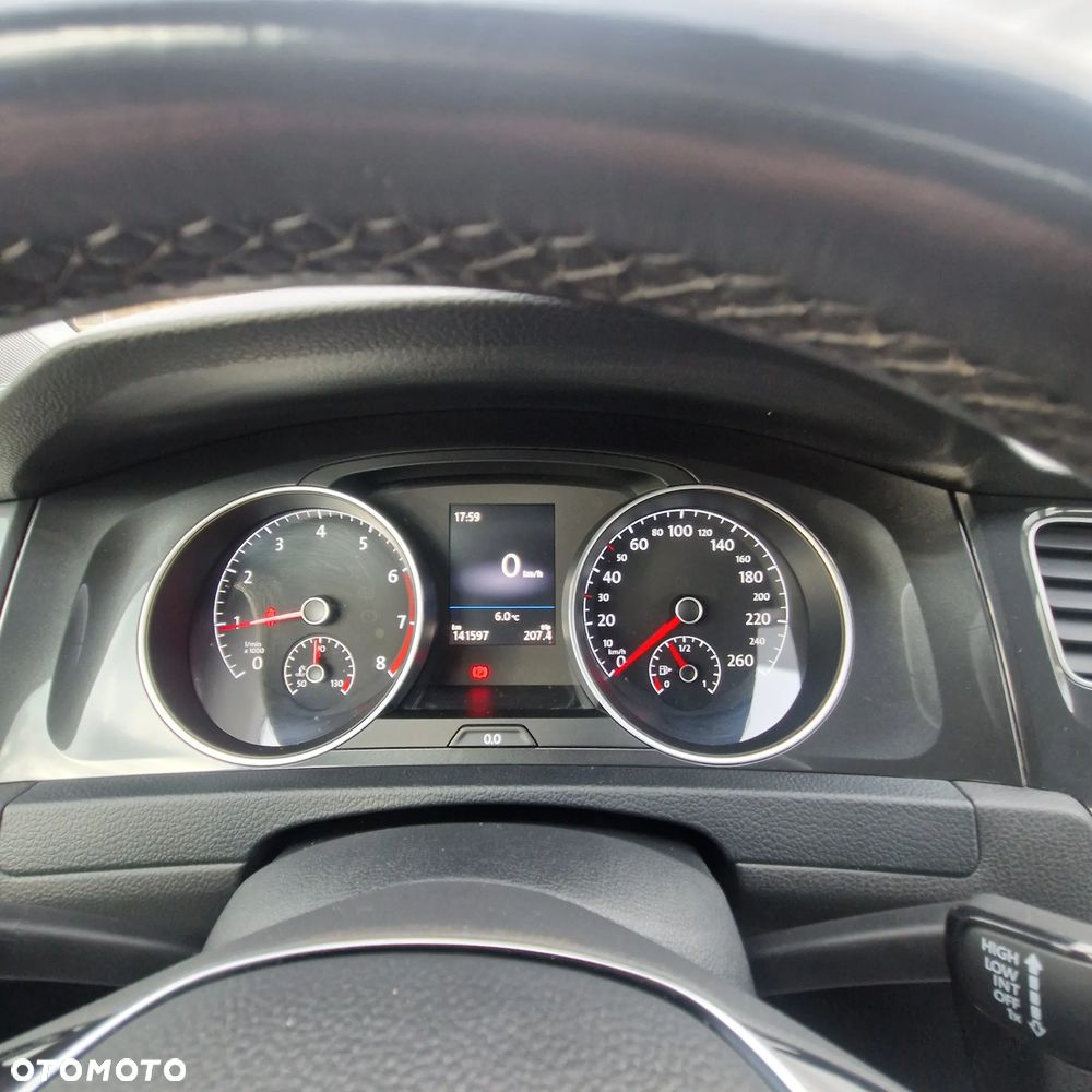 Volkswagen Golf 1.5 TSI BMT Comfortline - 5