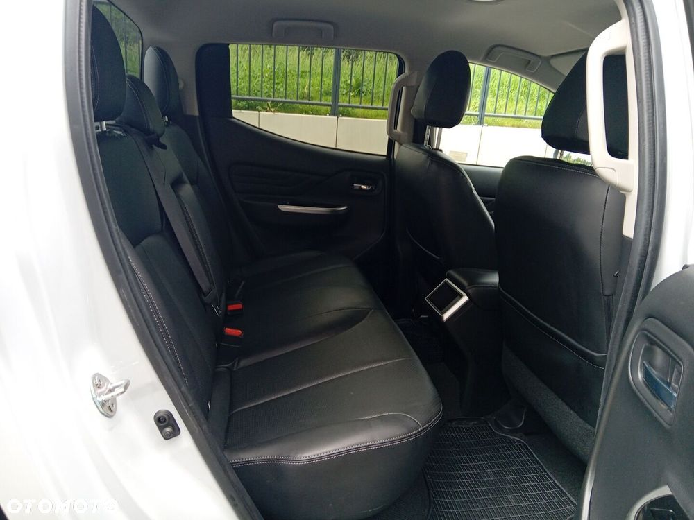 Mitsubishi L200 - 12