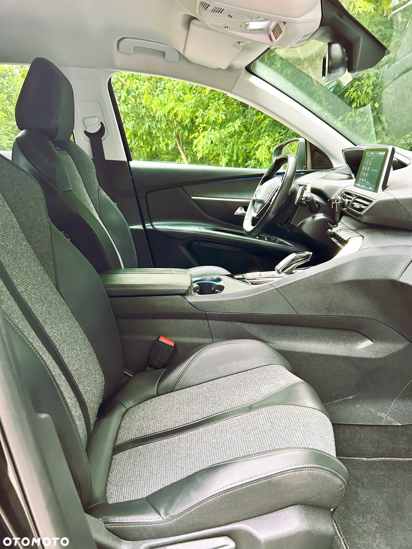 Peugeot 3008 1.2 PureTech Allure Pack S&S EAT8 - 11